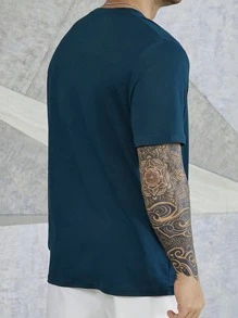 Manfinity Homme Men Plus Letter Graphic Tee Without Necklace - Navy Blue - View 2