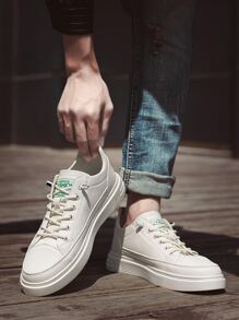 男士一腳蹬防水休閒平底鞋,流行設計,軟底,字母拼貼,簡約風格 - 米色 - 查看 1