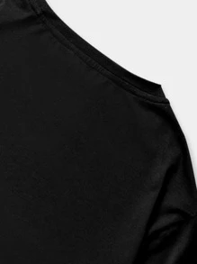 ROMWE MEN Street Life Men Bear & Letter Graphic Tee & Striped Trim Drawstring Waist Shorts, School - Black - View 5