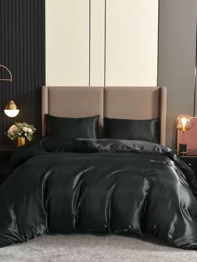 3pcs Solid Color Bedding Set, Satin, Smooth & Soft Polyester Fiber Quilt Cover Set. Set Includes: 1 Quilt Cover With 4-Corner Ties & Zipper + 2 Pillowcases (No Comforter Or Pillow Insert), Suitable For Bedroom, Travel, Dorm (Boys/Girls)