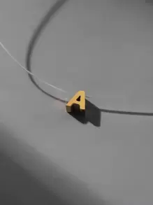 1入組字母裝飾項鍊 - 金黃色 - 查看 3