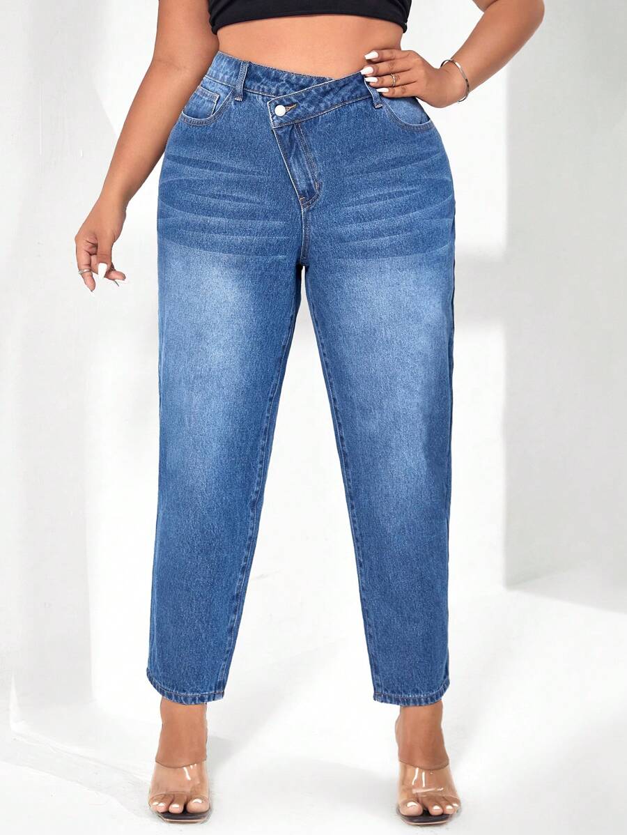 SHEIN Essnce Plus Stepped Waist Mom Fit Jeans - Medium Wash - View 1