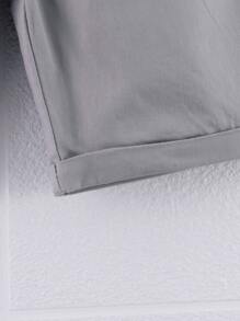 SHEIN 男小童休閒彈性腰帶卷邊短褲帶口袋適合春天和夏天 - 灰色 - 查看 3