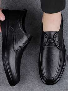 1 Pair Men's Genuine Leather Dress Shoes, Thick Sole Anti-Slip Durable Business Casual Loafers, Run Small By 1 Size - Black - View 2