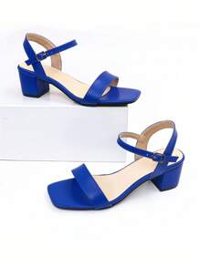 寬版時尚踝帶平底涼鞋適用於女士粗跟涼鞋