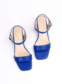 寬版時尚踝帶平底涼鞋適用於女士粗跟涼鞋