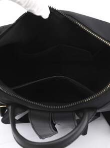 中號經典背包黑色拉鍊正面裝飾可調節肩帶適合日常使用，耐用時尚實用黑色大容量背包，帶側袋，可容納手機、ipad，並且防水。適合旅遊、旅行、郊遊、戶外大學生、青少年、女生、老人 - 黑色 - 查看 3