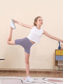 Girls Solid Cycling Shorts With Phone Pocket - Mauve Purple - View 3