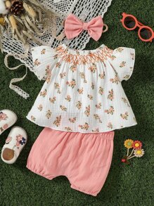 新生兒碎花荷葉邊花邊下擺上衣和短褲和配件髮箍
