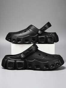 Cool Black Clogs For Men, Letter Graphic Hollow Out Vented Clogs - Black - View 2