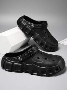 Cool Black Clogs For Men, Letter Graphic Hollow Out Vented Clogs - Black - View 4