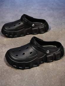 Cool Black Clogs For Men, Letter Graphic Hollow Out Vented Clogs - Black - View 5