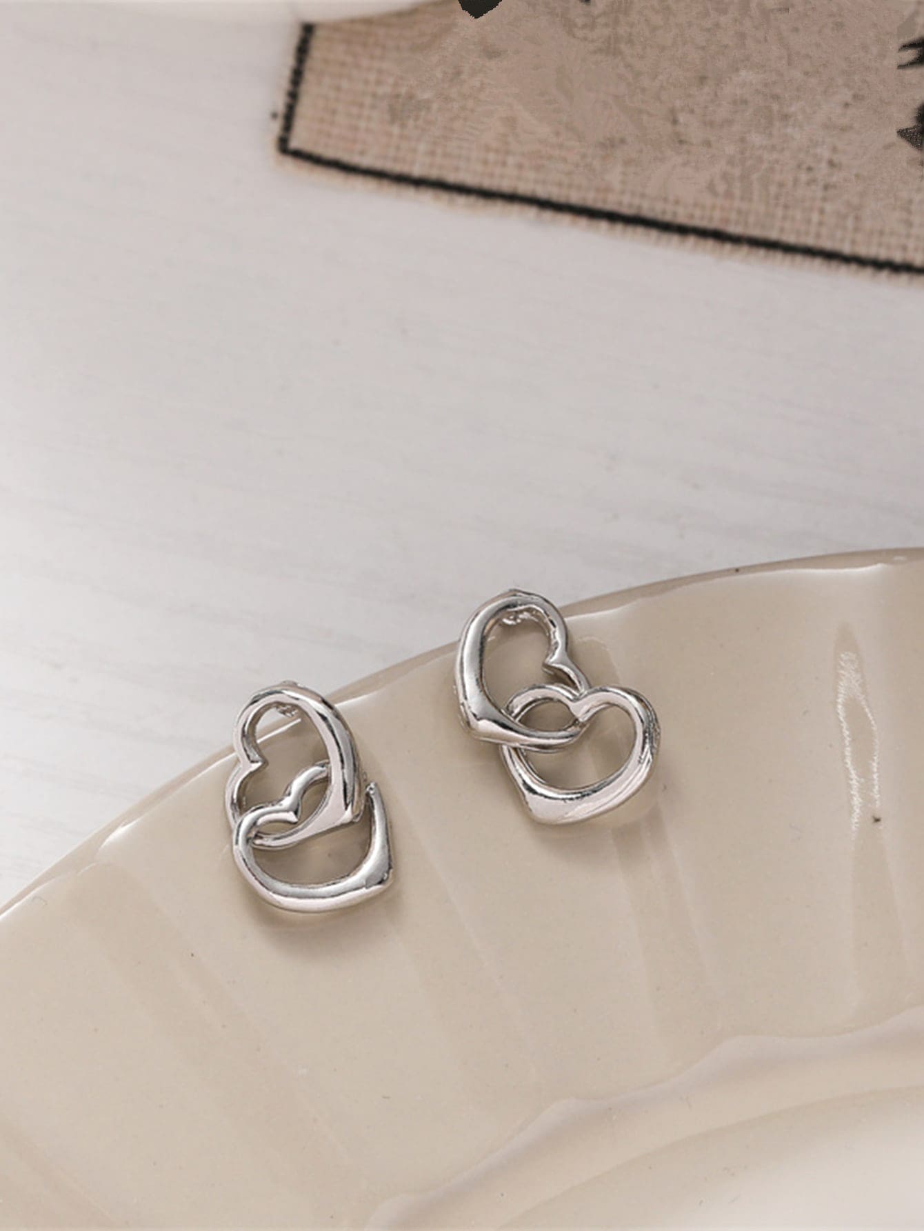 Heart Design Stud Earrings - Silver - View 1