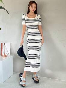 DAZY Striped Print Scoop Neck Dress - Black and White - View 5