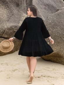 Rusttydustty 大碼可愛蕾絲拼接 荷葉邊純色連衣裙 - 黑色 - 查看 2