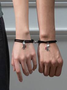 Bộ 2 chiếc vòng tay mặt dây chuyền hình người và trái tim dành cho cặp đôi. - Nhiều màu - Xem 2