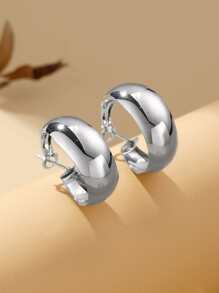 Minimalist Hoop Earrings - Silver - View 2