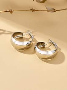Minimalist Hoop Earrings - Silver - View 3