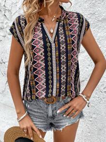SHEIN LUNE Geo Print Notched Neck Batwing Sleeve Blouse - Multicolor - View 1
