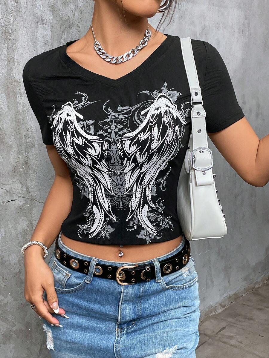 Gothic  Wings Print Crop Tee - Black - View 1