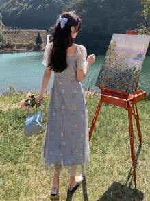 DAZY Floral Embroidery Puff Sleeve Dress Cottagecore Dress - Dusty Blue - View 2