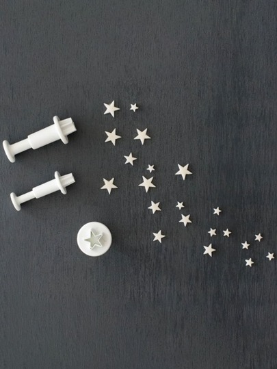 3pcs Solid Color Cute Star Shaped Cookie Cutter, Plastic Cookie Mold For DIY