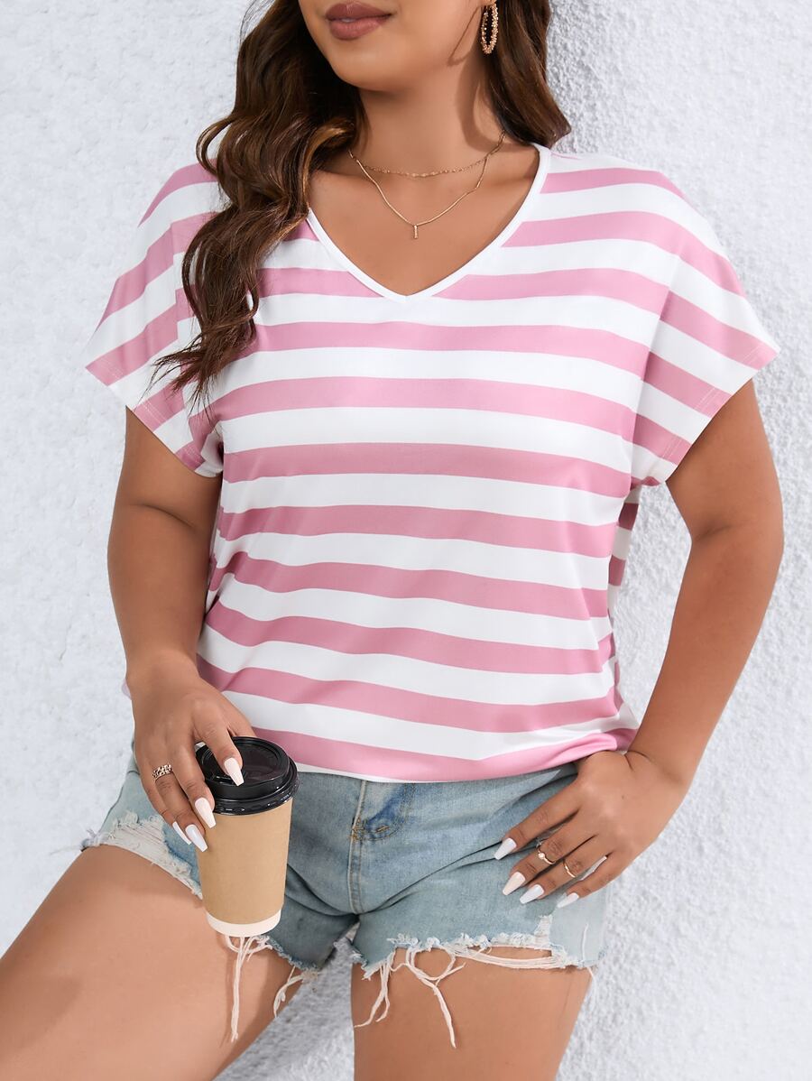 SHEIN LUNE 大碼條紋圖案蝙蝠袖T恤 - 粉色 - 查看 1