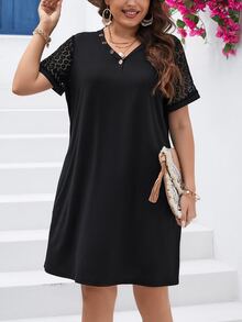 SHEIN Unity Vestido estilo camiseta con encaje en contraste con diseño de botón - Negro - Ver 4