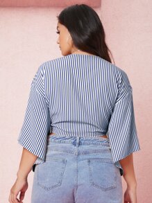 Dreamara Crop Top mit Streifen Muster, Band vorne,