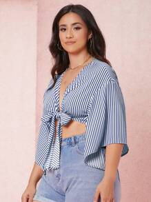 Dreamara Crop Top mit Streifen Muster, Band vorne,