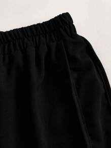 ROMWE Grunge Punk 星星刺繡彈性腰帶短褲 - 黑色 - 查看 4