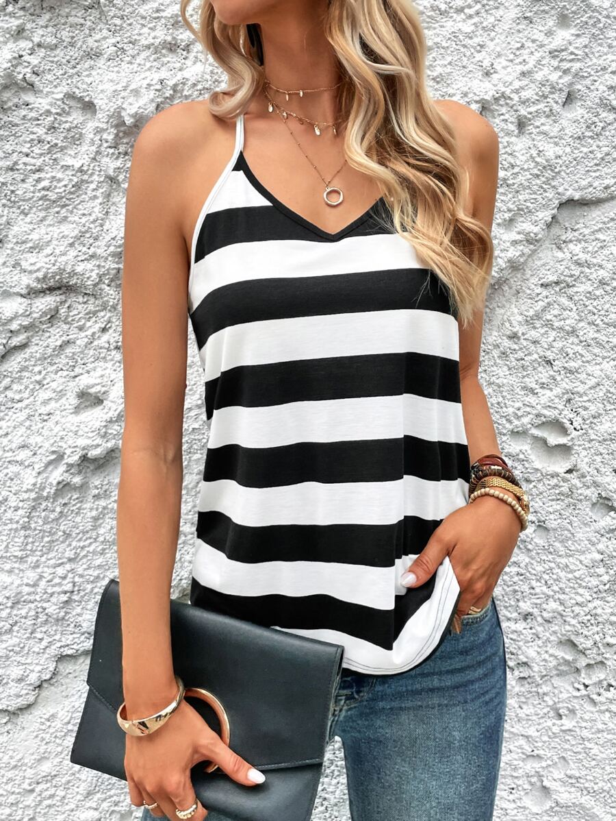 SHEIN LUNE 條紋印花吊帶上衣 - 黑與白 - 查看 1