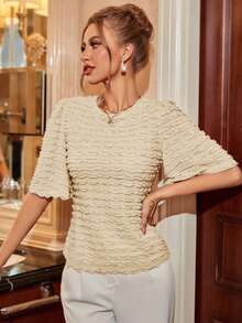 Modelyn 素色木耳邊下擺T恤 - 杏色 - 查看 3