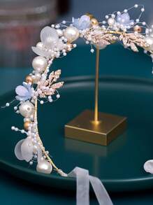 花和人造珍珠裝飾髮帶