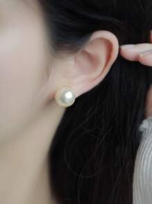 1對人造珍珠裝飾耳針 - 米色 - 查看 2