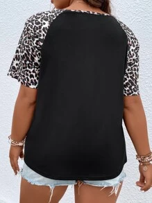 SHEIN LUNE 大碼豹紋印花插肩袖O形環細節T恤 - 黑色 - 查看 2