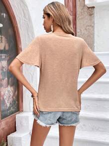 SHEIN Frenchy 素色蝴蝶袖T恤 - 卡其色 - 查看 2