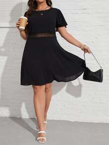 SHEIN LUNE Vestido con encaje en contraste de manga mariposa - Negro - Ver 4