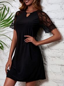 EURMUSE Contrast Lace Raglan Sleeve Keyhole Neckline Dress - Black - View 3