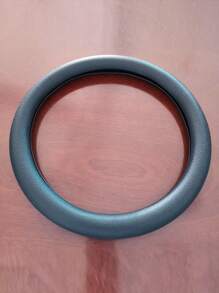 1 cái bọc vô lăng ô tô bằng silicon - màu đen - Xem 3