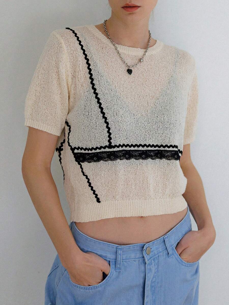 SHEIN Contrast Lace Crop Knit Top Without Bra - Beige - View 1