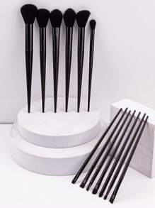 13 piezas Juego de brochas de maquillaje negras, brocha grande y suave para polvo para maquillaje diario, portátil y esencial para estudiantes, juego de brochas, kit de brochas de maquillaje, juego de brochas de maquillaje, kit de maquillaje completo, juego de brochas, juego de brochas de maquillaje, set de regalo de maquillaje, set - Negro - Ver 7
