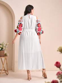 Mulvari Plus Floral Print Cold Shoulder Belted Dress - White - View 2