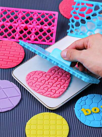 1 pieza Cortador de galletas en forma de corazón azul, molde de pastel de plástico multifuncional para manualidades, fiesta de San Valentín, decoración del hogar, regalos para el hogar