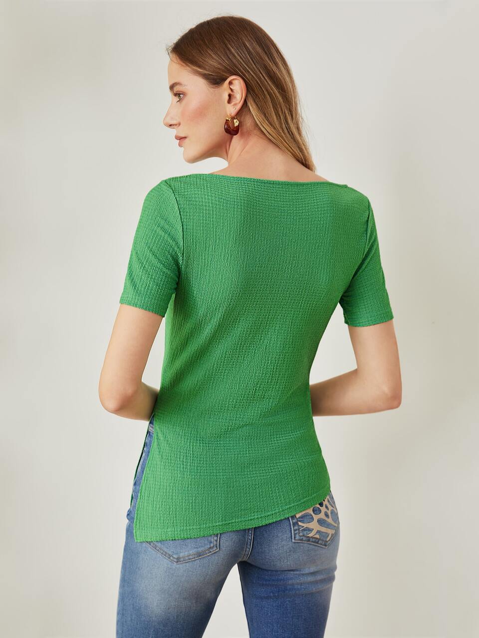 ASYMMETRICAL SIDE SLIT T-SHIRT