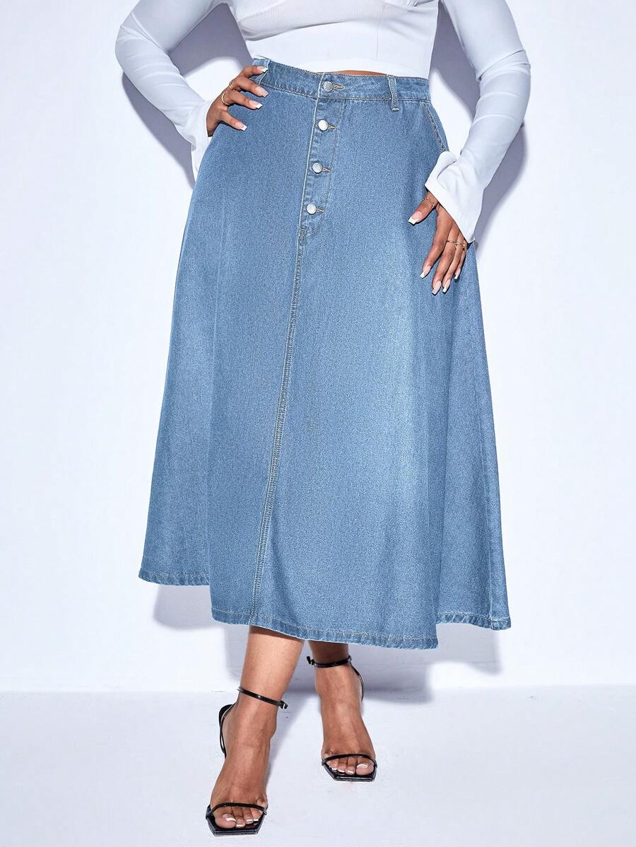 SHEIN SXY 大碼高腰紐扣門襟牛仔半身裙 - 淺色水洗藍 - 查看 1