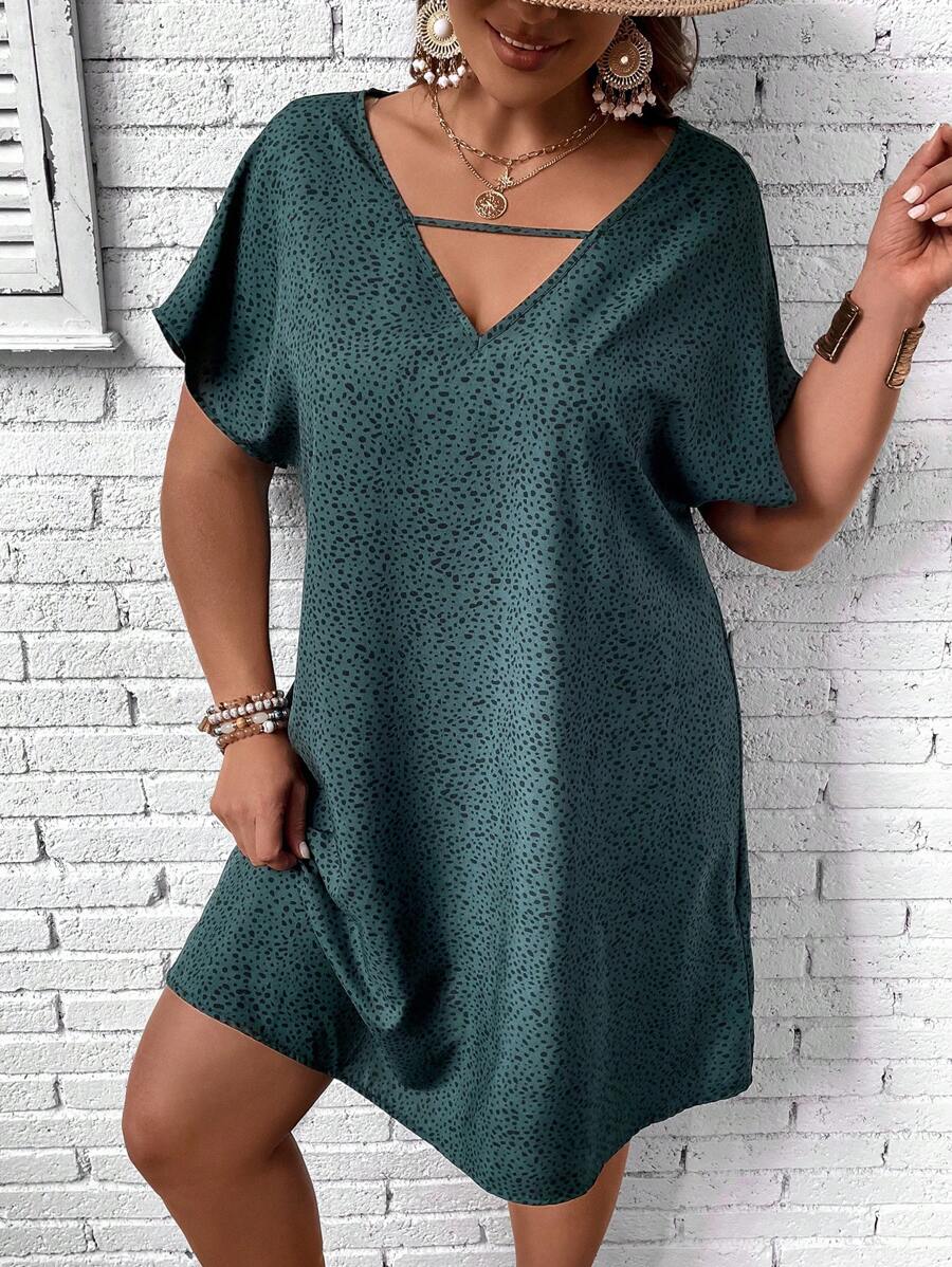 SHEIN LUNE 大碼斑點印花蝙蝠袖連衣裙 - 彩色 - 查看 1