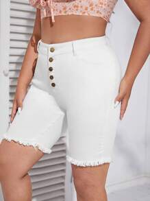 SHEIN Essnce 大碼紐扣門襟毛邊牛仔短褲 - 白色 - 查看 4