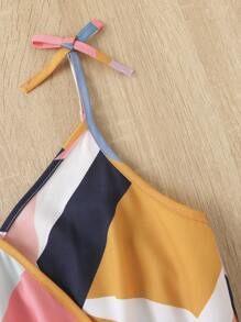 SHEIN 青少年女孩幾何印花吊帶連體短褲 - 彩色 - 查看 3