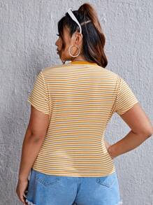 SHEIN EZwear 夏季加大条纹印花 T 恤 - 黃色 - 查看 2